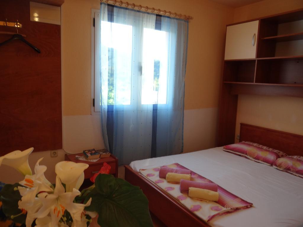Apartments Jerkovic Stari Grad  Exterior foto
